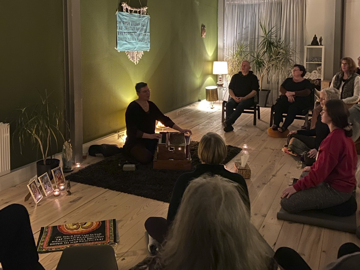 Reiki ankh niemand is een eiland 3